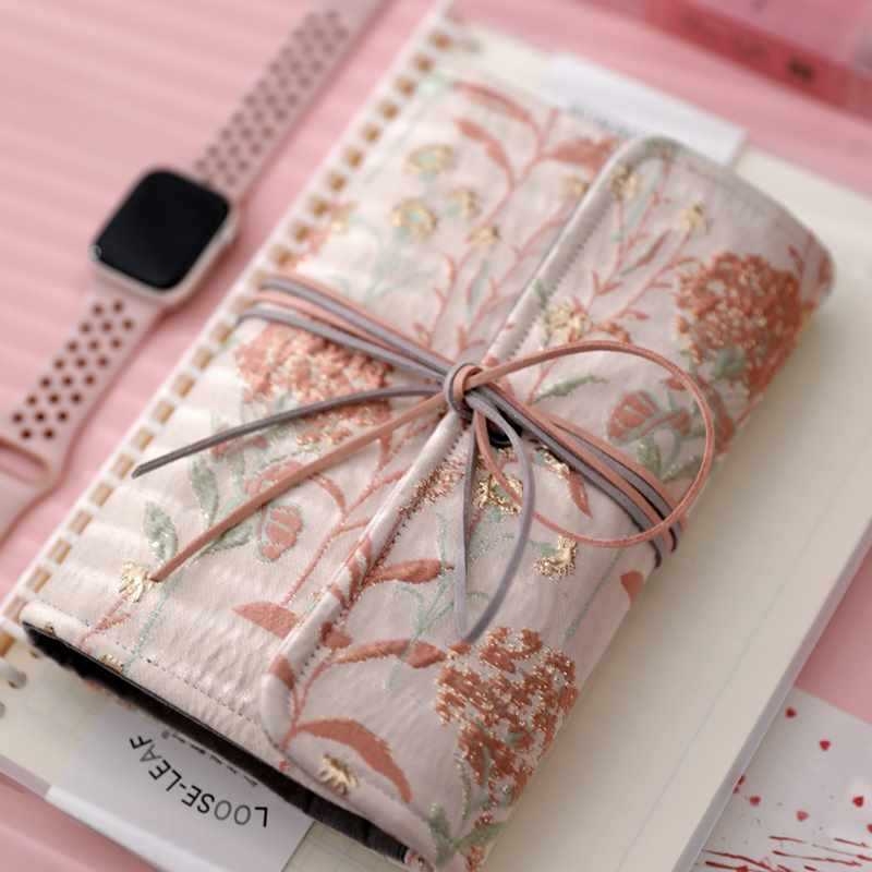 Bilježnica – ručno izrađena; set s listovima na slobodnim listovima; platnena korica; pričvršivanje binder; papir od sirove drvne pulpe, 40 g/m²; retro japanski stil