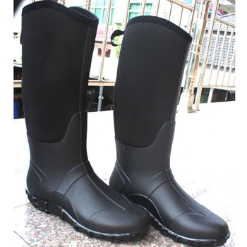 Férfiaknak készült magas esőcsizma - PVC felső rész, EVA talpbetét, pamut bélés, csúszásmentes talp, meleg