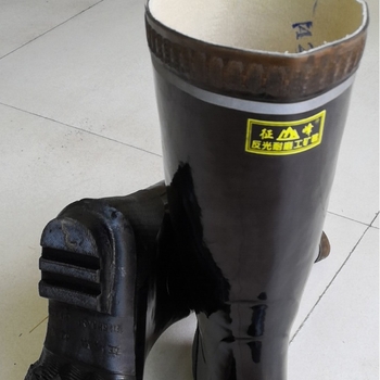 Fényvisszaverő ipari-bányász esőcsizma, anti-perforáció, csúszásmentes, vízálló, magas szár