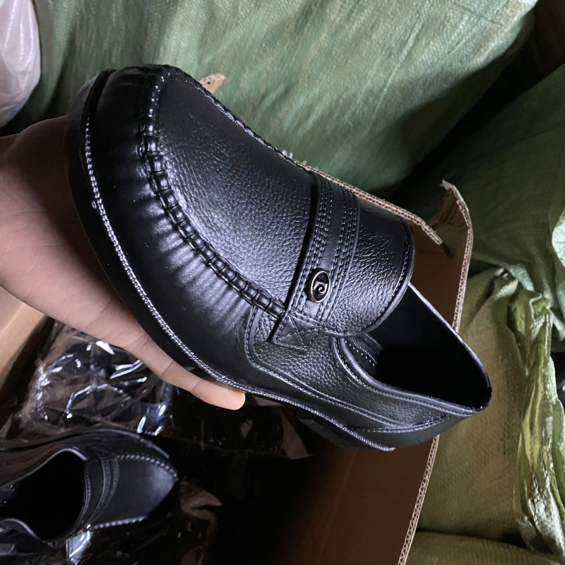 Ghete de ploaie impermeabile pentru bărbați — partea superioară și talpa din plastic, vârf rotund, călcâi plat, pentru toate anotimpurile