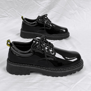 Pantofi Derby pentru bărbați, partea superioară PU lucioasă, vârf din piele, talpă din cauciuc cu talpă groasă, toc mic 1–3 cm, stil britanic.