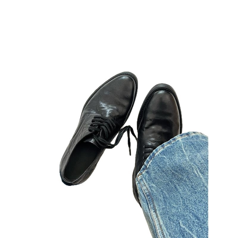 Pantofi Derby cu vârf ascuțit, partea superioară din piele split, talpă din cauciuc, șireturi, căptușeală din piele microfibră