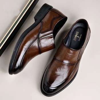 Dragonfly Pantofi de piele pentru bărbați, Slip-On, Vârf ascuțit, Upper din piele split, Talpă din cauciuc, Căptușeală din blană de iepure, Închidere cu bandă elastică