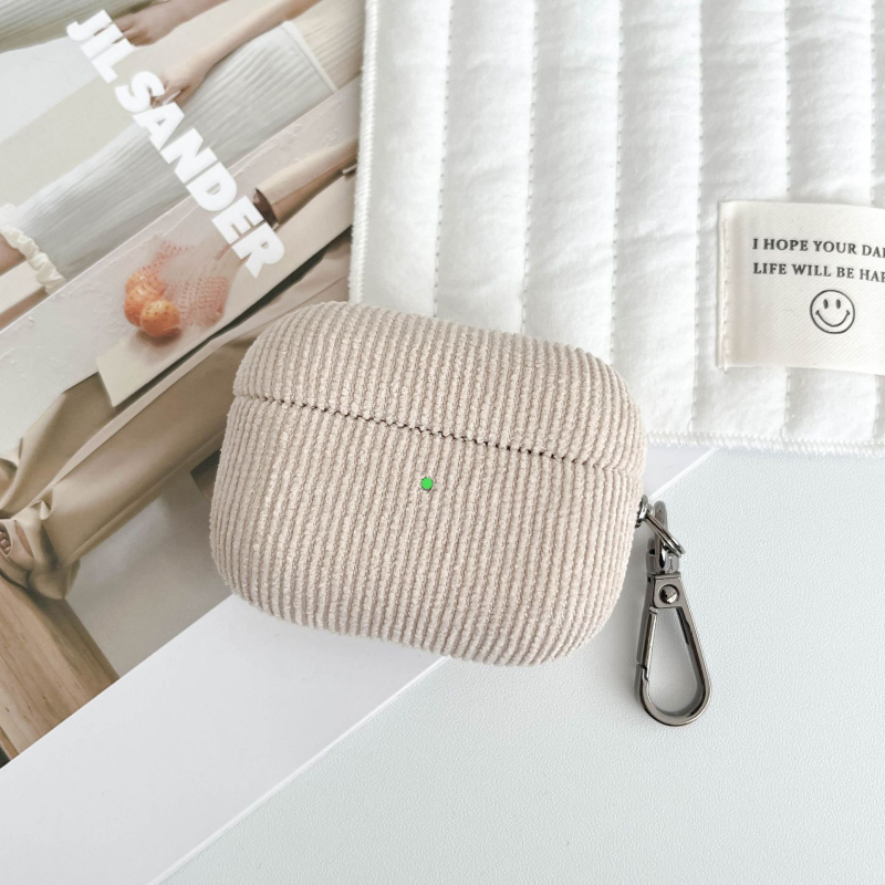 Corduroy zaštitna futrola za AirPods 4 i AirPods Pro 3 s kopčom, jednofarbna