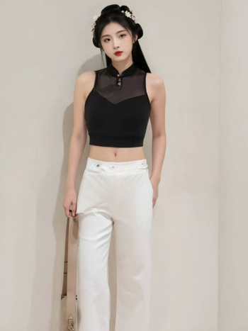 Bezšivni jog top – uski kroj, duljina do struka, dvostrani nylon (85% nylon + 15% spandex), brzo sušenje, mrežasti stražnji dio, s umetkom za podlogu