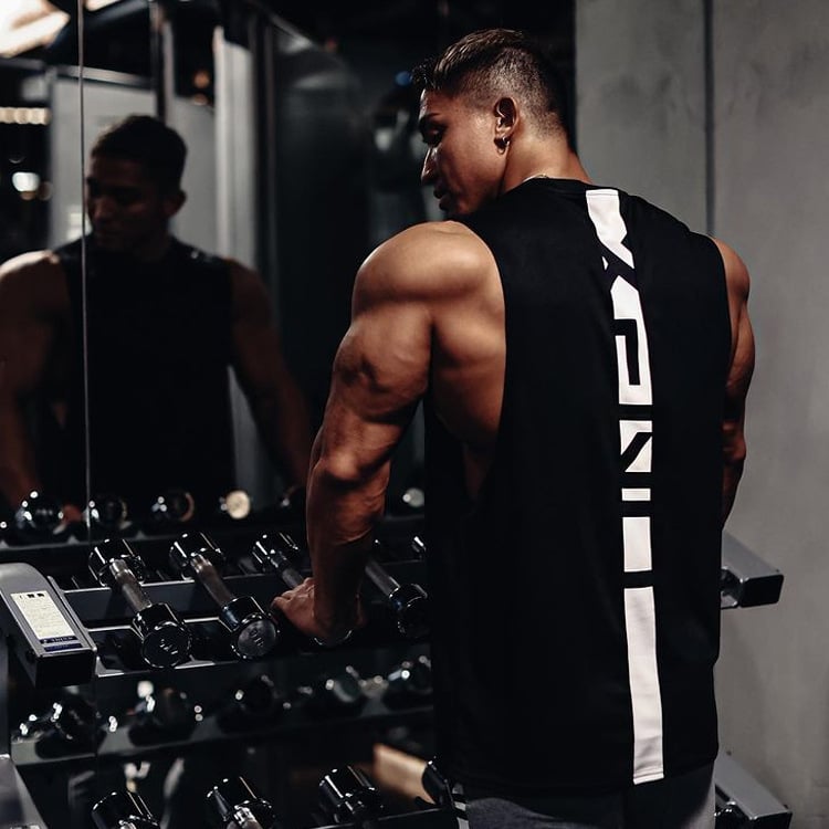 Αθλητικό γιλέκο χωρίς μανίκια, χαλαρή γραμμή, δίκτυ γρήγορου στεγνώματος, πολυεστερικό ύφασμα, λεπτό, τσεπούλα