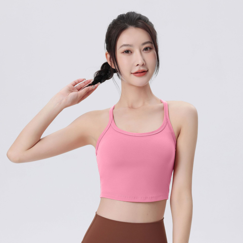 Ženski sportski top za jogu s fiksnim košaricama, otporan na udarce, oblikujući potporu, brzo se suši, kratka duljina