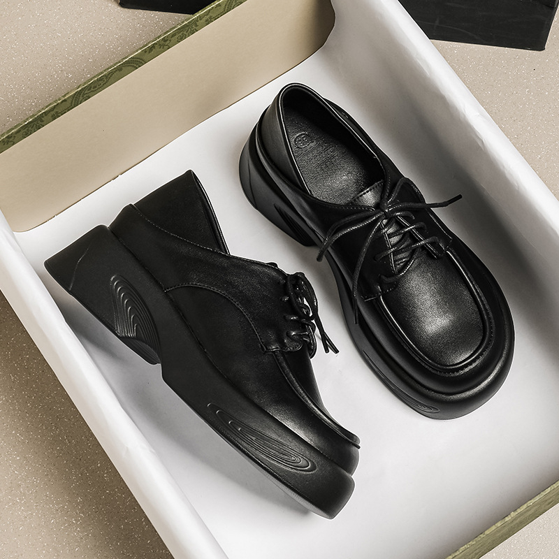 Ženske platforme loaferice s vezicama — zaobljeni vrh, gornji dio od mikrovlakana, debela platforma 6–8 cm, gumena potplat