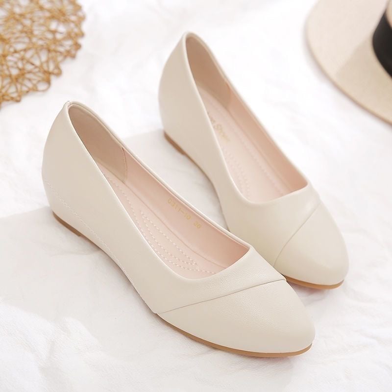 Cipele za stjuardese - ženske svakodnevne cipele s oštrim vrhom, klinasti pet 4–6 cm, gornji materijal: super vlakno, potplat: guma, unutarnja uložak PU