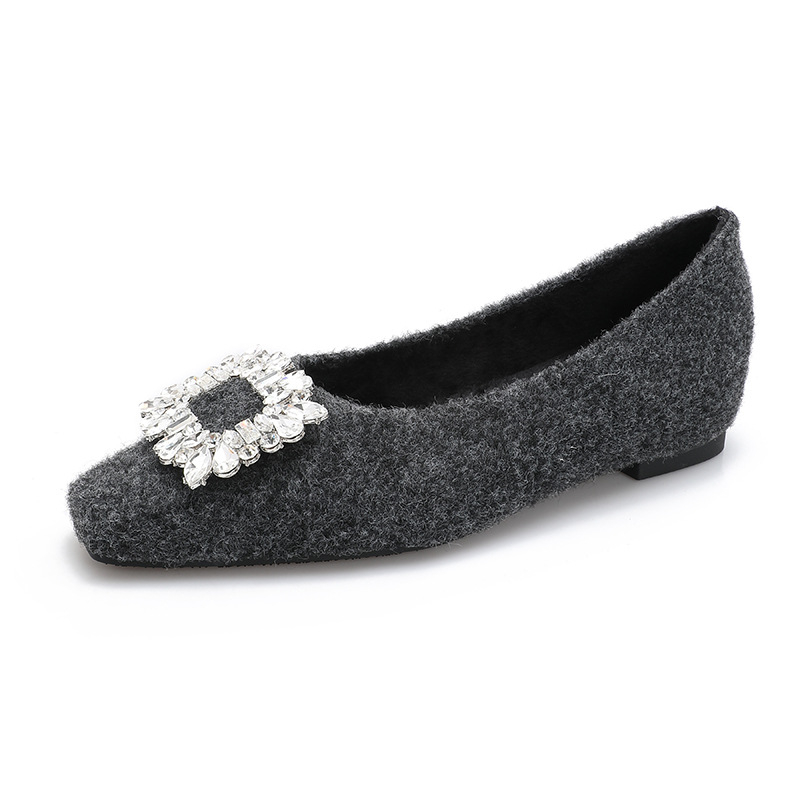 Mary Jane cipele s kvadratnim nosom, gornji dio od umjetnog krzna, plišana podstava, skriveni potpetica 3–5 cm