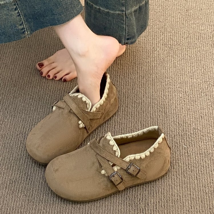 Platforme cipele s nubuk gornjim dijelom, gumom na potplati, debela platforma, kopča