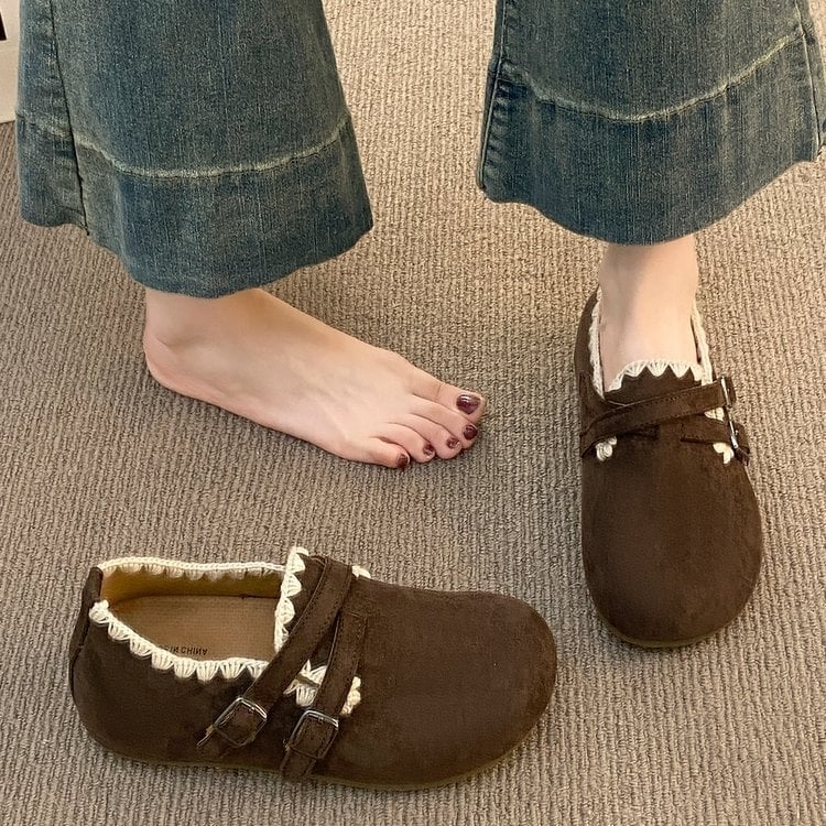 Platforme cipele s nubuk gornjim dijelom, gumom na potplati, debela platforma, kopča