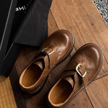 Ženske loaferice od teleće kože s okruglim vrhom, gornji dio od kože prvog sloja, niski potplat 1–3 cm, gumeni potplat, EVA ulošak — retro poslovni casual stil