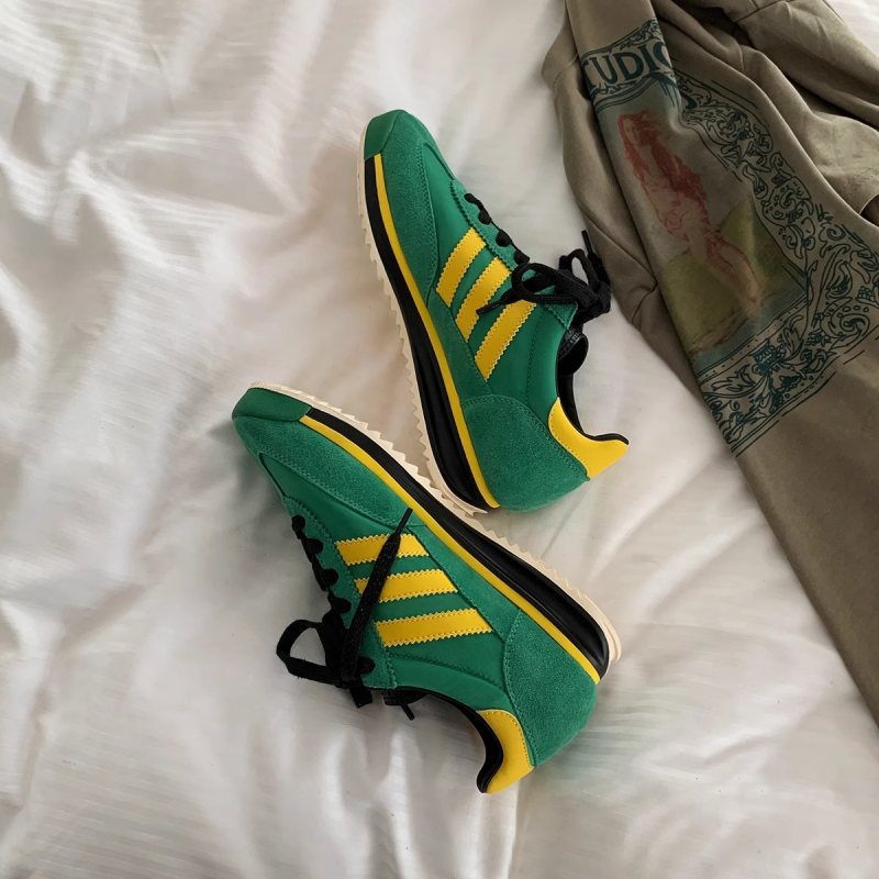 Ženske tenisice za slobodno vrijeme – niski gornji dio, debela potplat, gornji materijal od super vlakana, gumeni potplat