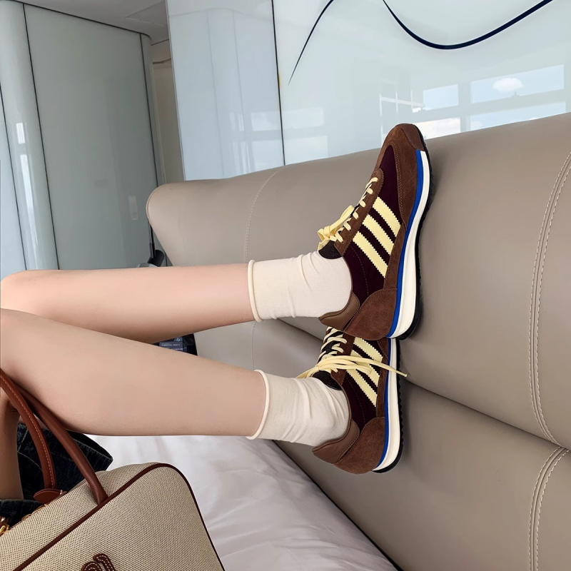 Ženske tenisice za slobodno vrijeme – niski gornji dio, debela potplat, gornji materijal od super vlakana, gumeni potplat