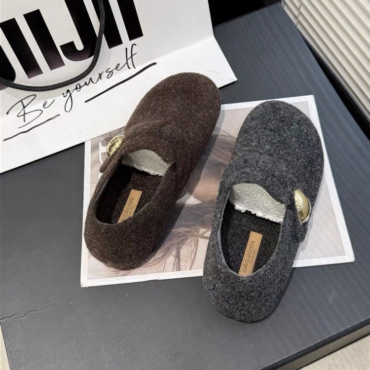 Casual slip-on tenisice u korejskom stilu s plišanim gornjim dijelom, unutarnja podstava od super vlakana, gumeni potplat, nizak 1–3 cm potpetica