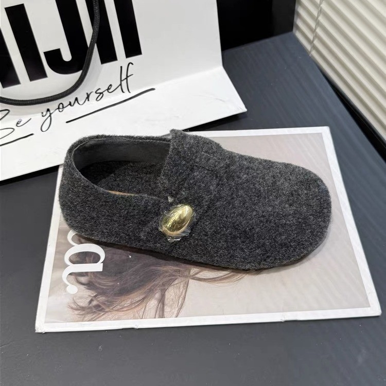 Casual slip-on tenisice u korejskom stilu s plišanim gornjim dijelom, unutarnja podstava od super vlakana, gumeni potplat, nizak 1–3 cm potpetica