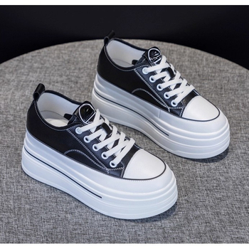 Ženske casual tenisice s povećanjem visine, prozračni mrežasti gornji dio, chunky peta 6-8 cm, vezanje na špage, lagan dizajn