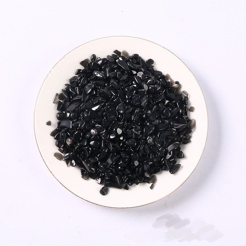 Obsidijan kristalni šljunak – dekor za akvarij i krajolik; Materijal: obsidijan; Kod proizvoda: Obsidian gravel; Pakiranje: PP vrećica; Stil: moderni minimalistički