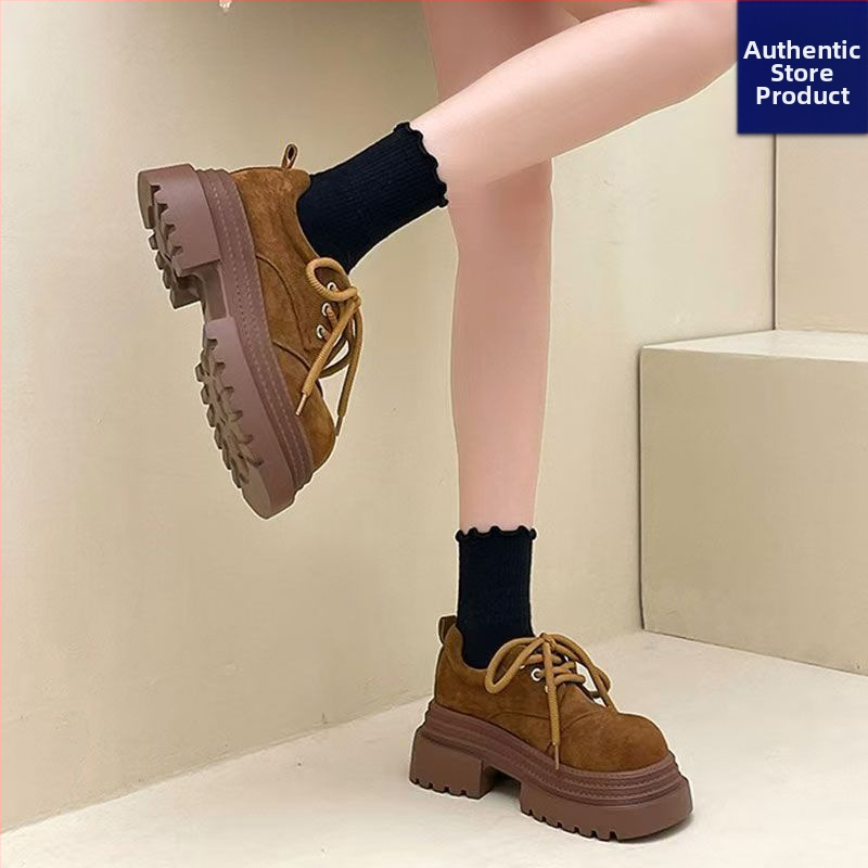 Ženske mokasinice: okrugli vrh, PU gornji dio, debela injektirana potplat, vezanje, 3–5 cm visina pete, svakodnevna obuća