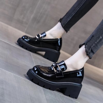Ženski loafers s PU gornjim dijelom, okrugli vrh, srednja visina potpetice 3-5 cm, britanski stil.