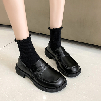 Ženski loaferi u britanskom stilu, gornji dio PU, okrugli vrh, niski pet 1–3 cm, gumena potplata, slip-on