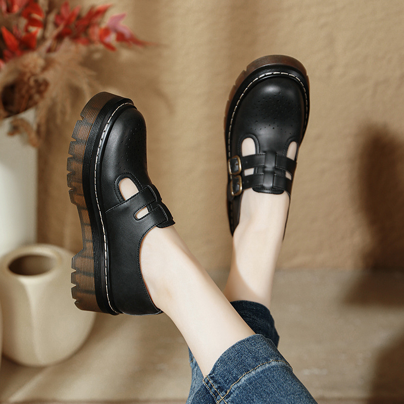 Loafers dama cu platformă, PU partea superioară, varf rotund, slip-on, talpă PVC, înălțimea platformei 4–6 cm