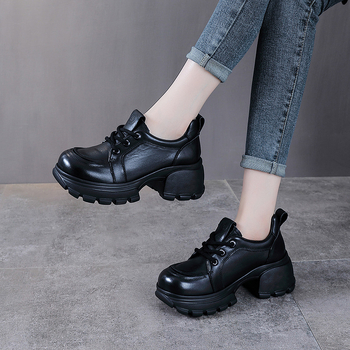 Pantofi damă cu platformă din piele, vârf rotund, toc 3–5 cm, închidere cu șireturi, talpă EVA