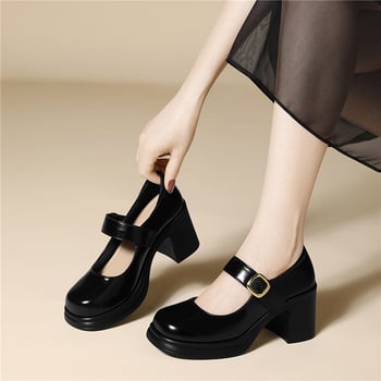 Mary Jane loafers s okruglim nosom, gornji dio od mikrovlakana, Velcro zatvaranje, visok pet 6–8 cm