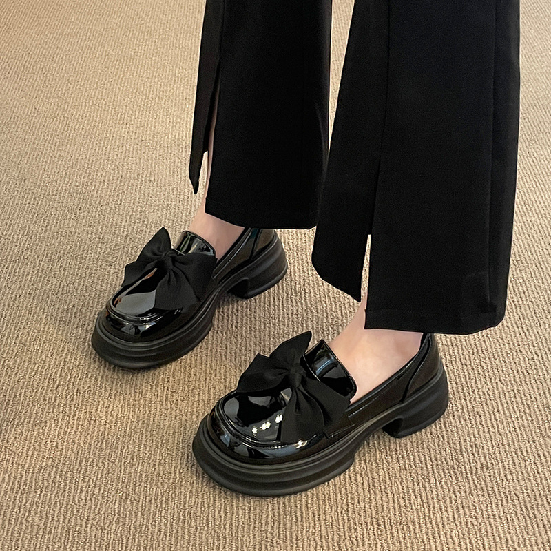 Loafers Mary Jane pentru femei cu talpă groasă, PU suprafață, vârf rotund, toc mic 1–3 cm, închidere cu șiret, talpă din cauciuc