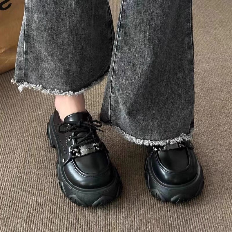 Ženski loafers, britanski stil, srednja visina pete 3–5 cm, gornji dio: Super Fiber, kopčanje šnurkama