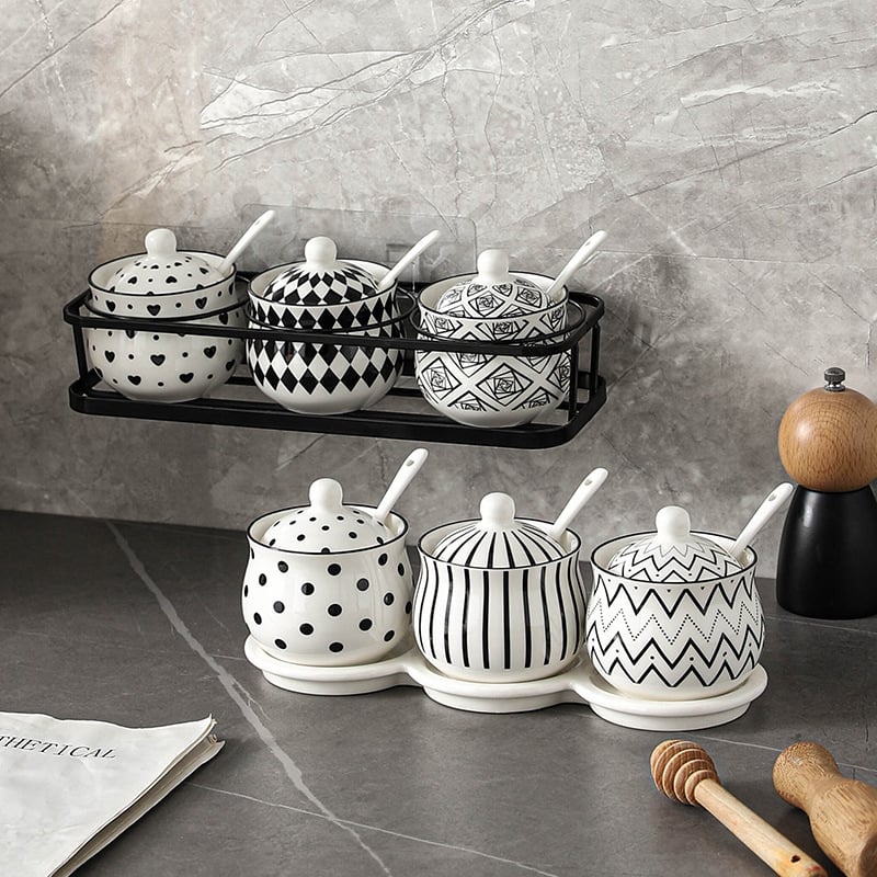 Keramički set posuda za začine u Hepburn stilu - moderan minimalistički dizajn; materijal keramika; uključuje posudice za sol, posudice za začine i posudu za ulje i čili