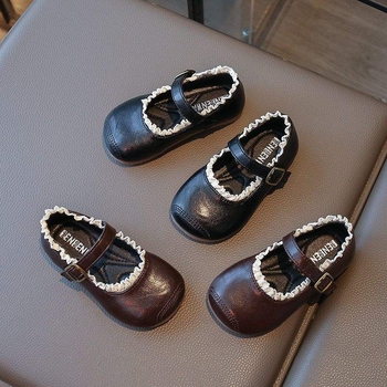 Lányoknak való bőrcipő: négyszögletes orr, Velcro-zárás, PU talp, csíkos minta, minimalist stílus