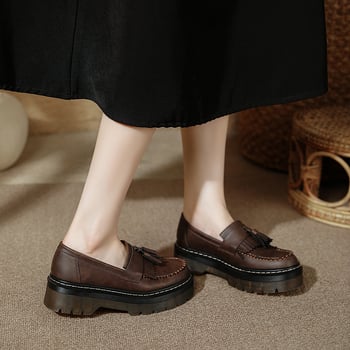 Loaferice s PU gornjim dijelom, okrugla nosnica, tassel detalj, platforma 4-6 cm, slip-on