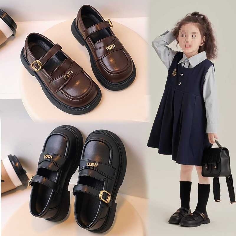 Lányoknak készült királynő-stílusú műbőr loaferek, négyzetes orr, Velcro-zár, PU talp, csíkos mintázat, tavasz–őszre.