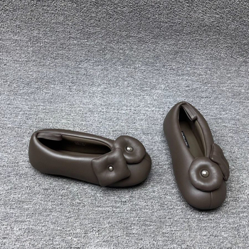 Lányoknak szánt cipő szintetikus bőrből - négyszögletes orr, Velcro zár, TPR talp, csíkos mintázat