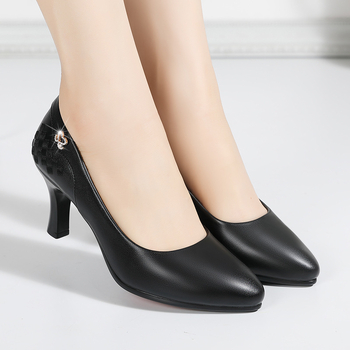 Ženske uredske cipele s noktastim vrhom od mikrovlakana, masivne pete 3–6 cm, slip-on