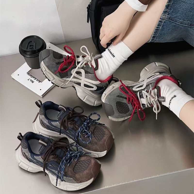 Dad Shoes - Retro sportski stil, debeli potplat, lagane i protivklizne; za žene; gornji dio: nubuk teleće kože; unutrašnjost mrežasta; potplat od gume; vezivanje šnirkama; visina pete 3–5 cm