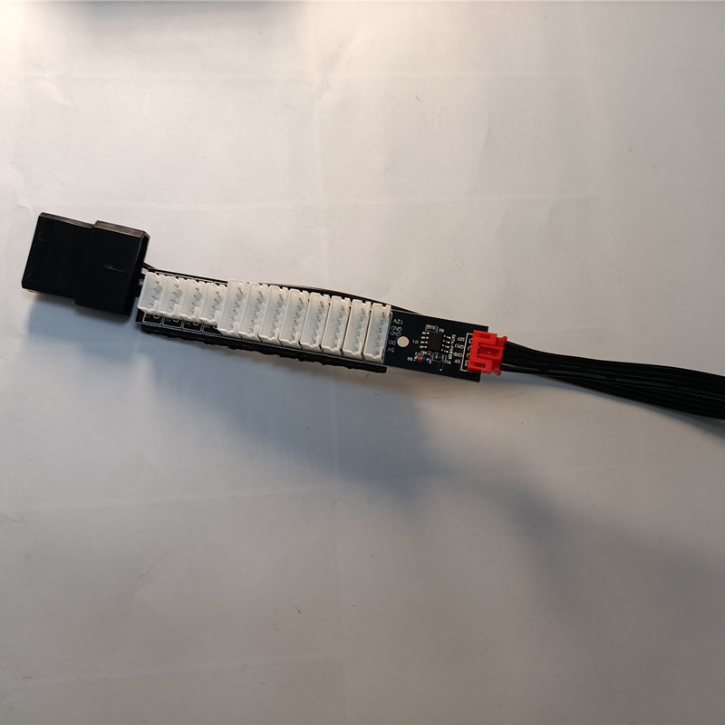 Ventilátor skrine s dvojitým RGB osvetlením, hydraulické ložisko, 1000 RPM, tichý chod, vzduchové chladenie