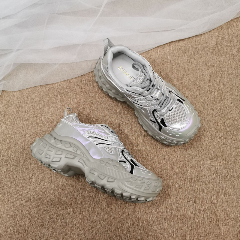 Ženske platforme u stilu dad shoes – gornji dio od kože i mreže, okrugli vrh, platforma 3–5 cm, vezanje, ulošak od prirodne kože