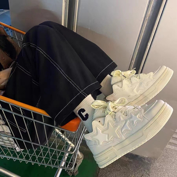 Unisex sportske tenisice u korejskom stilu, s vezanjem, gornji dio od sintetičke kože, gumeni potplat, okrugli nos