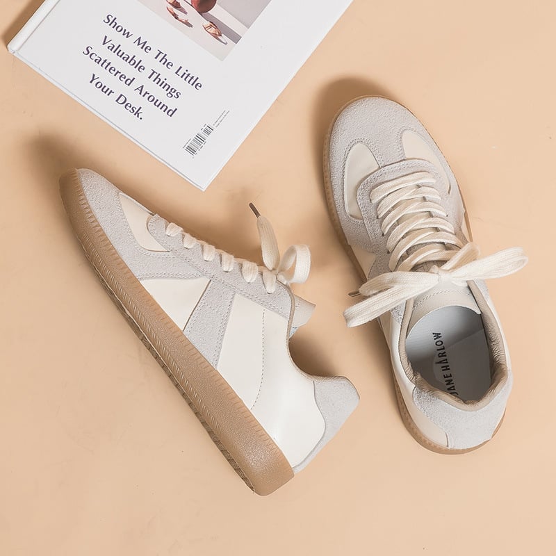 Korejskog stila sportske tenisice casual | gornji dio od frosted leather, okrugli vrh, niski potpetica 1–3 cm, vezanje, tekstilna uložak, plastična potplat