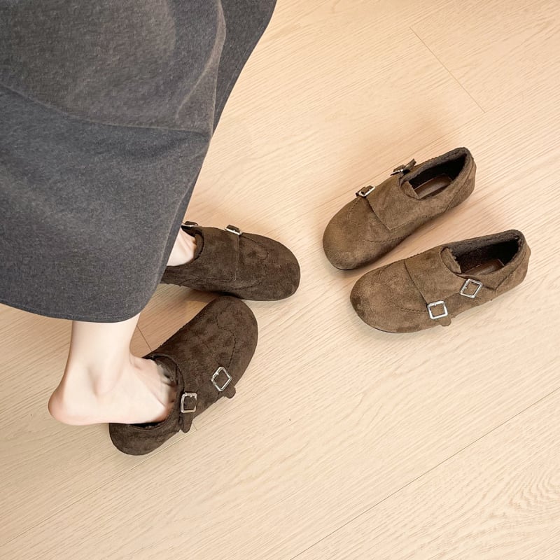 Loafers s debelim potplatom, gornji dio od svile, gumena potplata, okrugli nos, niski pet 1–3 cm