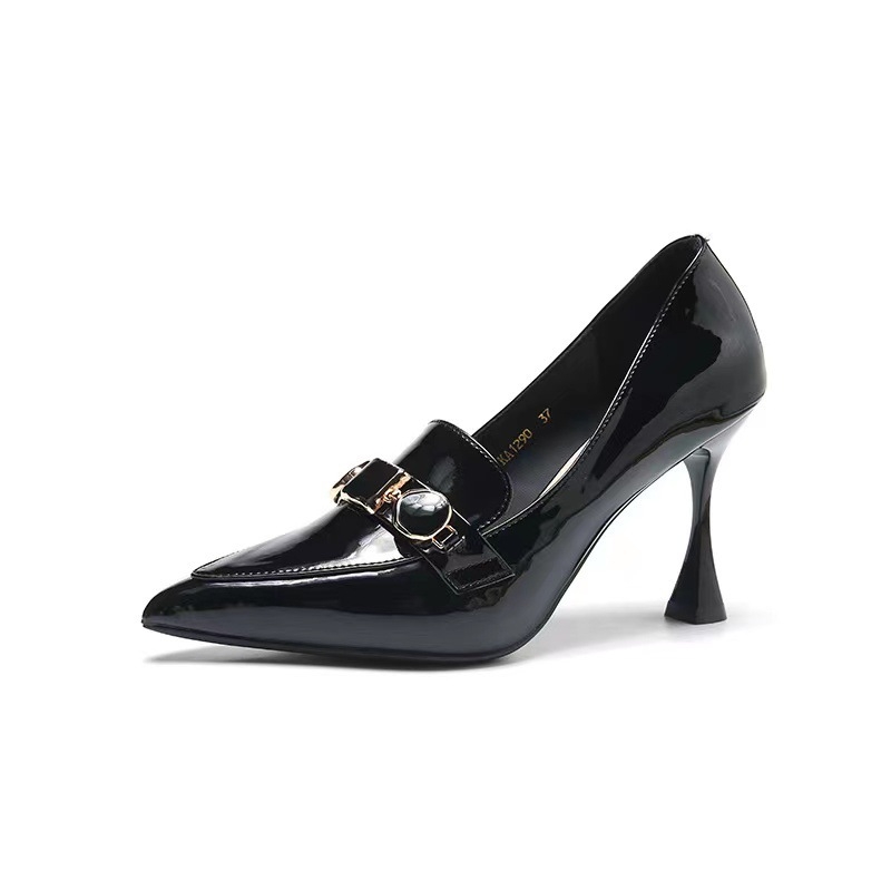 Ženske loaferice s oštrim vrhom, tanak peta 6-8 cm, niski gornji dio, gumena podstava, PU ulošak