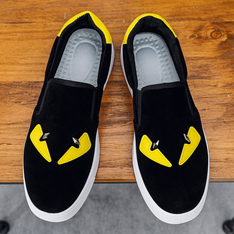 Muške Slip-On tenisice s nubuk gornjim dijelom, gumom potplatom, mrežastom unutrašnjosti, vulkaniziranom potplatom