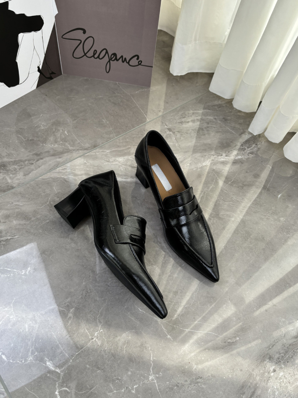 Ženske slip-on mokasine s oštrim vrhom, gornji dio od Super Fiber, ulošak od ovčje kože, srednje visok debeli potpetica 3–6 cm