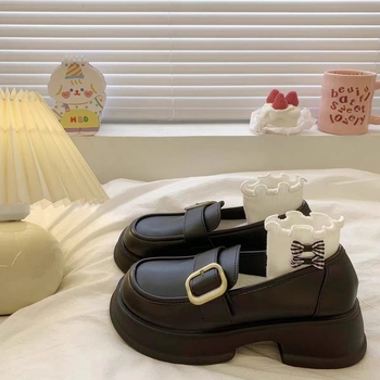 Kožne ženske slip-on cipele, Forest Girl stil, PU gornji dio, okrugli nos, srednji blok pet 3–5 cm