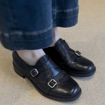 Damske loafers od prave kože u vintage brogue stilu, bez vezivanja, okrugli vrh, dvostruki gornji sloj teleće kože, debeli pet 3–5 cm, gumeni đon