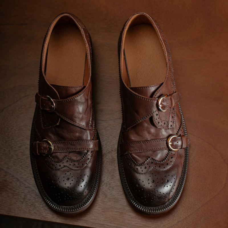 Damske loafers od prave kože u vintage brogue stilu, bez vezivanja, okrugli vrh, dvostruki gornji sloj teleće kože, debeli pet 3–5 cm, gumeni đon