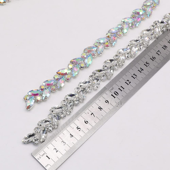 Dekorativni lanac za DIY nakit s Rhinestone kristalima i privjesnim perlima, željezni osnovni materijal, elektropiranje, Li Mei marka, mogućnost prilagođavanja